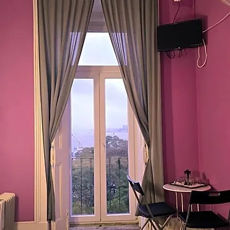 塞纳里奥卡迪塔旅舍 Lisboa