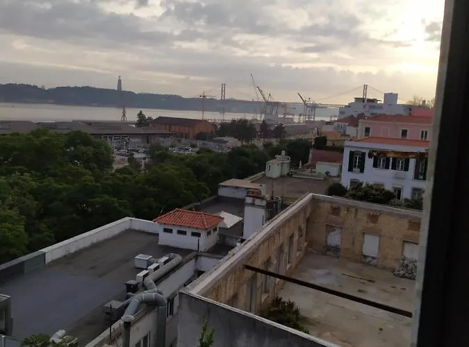 Cenário Catita Hostal Lisboa