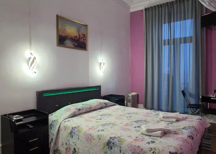 Cenário Catita Ostello Lisbona